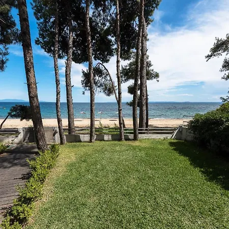 Mediterranee Beachfront Summer House By Luxlikehome * Kalyves Polygyrou