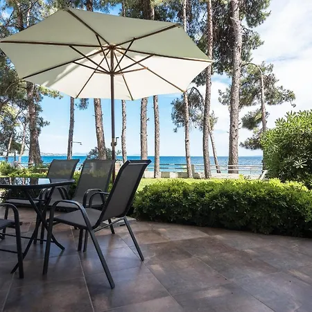 Дом отдыха Mediterranee Beachfront Summer House By Luxlikehome *