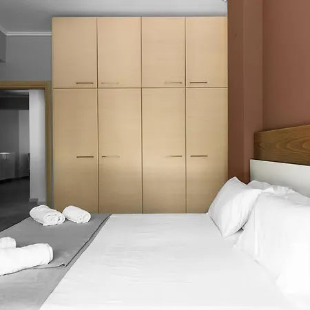 Mediterranee Beachfront Summer House By Luxlikehome Casa vacanze Kalyves Polygyrou