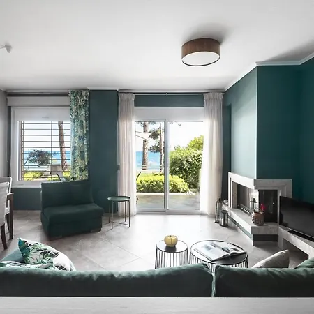 Mediterranee Beachfront Summer House By Luxlikehome