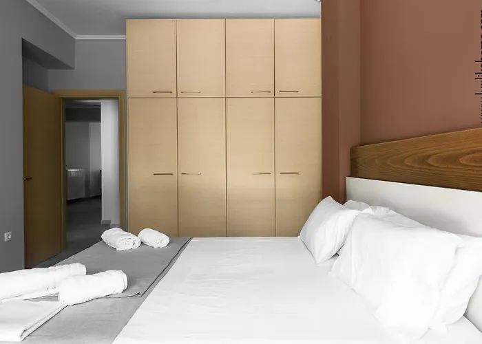 Mediterranee Beachfront Summer House By Luxlikehome 度假居 Kalyves Polygyrou