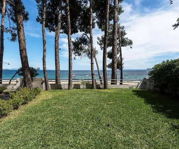 Mediterranee Beachfront Summer House By Luxlikehome * Kalyves Polygyrou